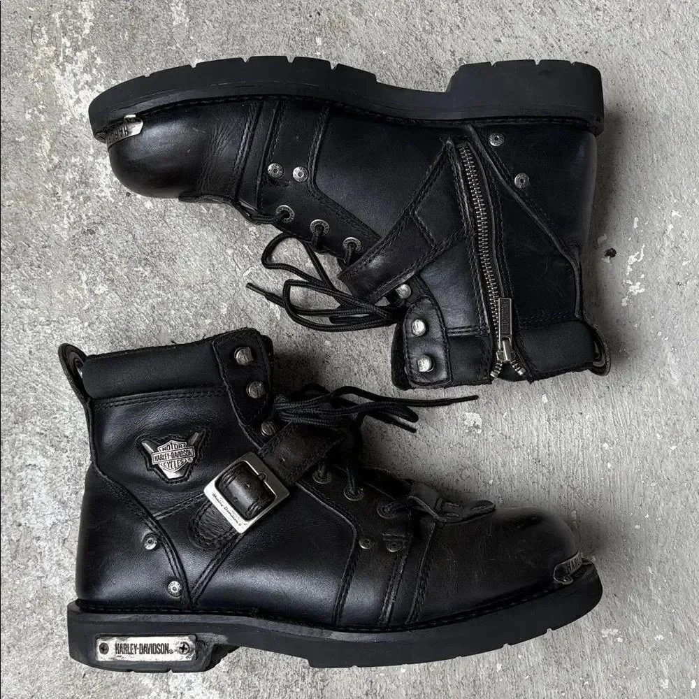 Vintage Harley Davidson, biker boots